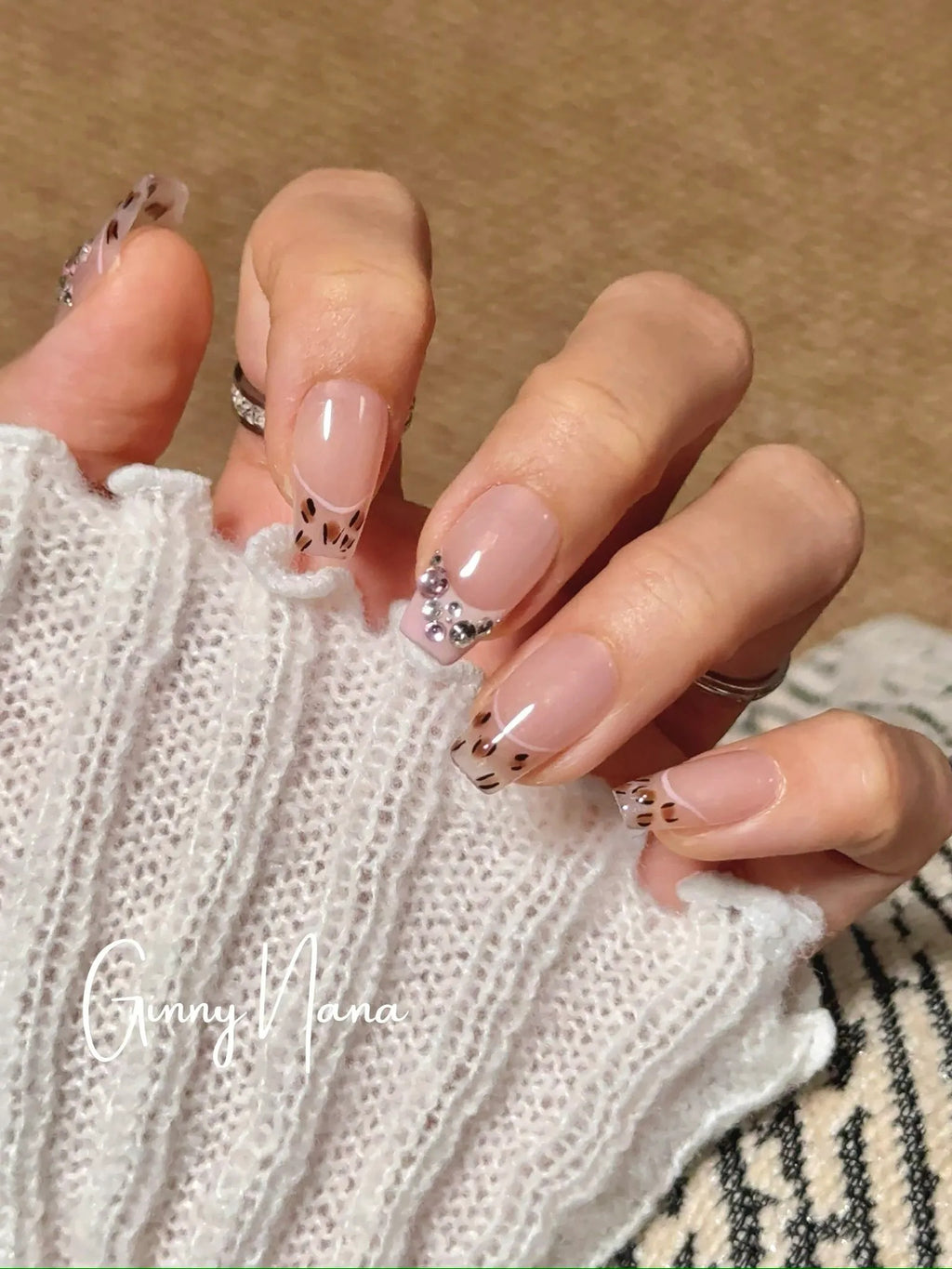 9BB15146-C1A3-4339-BF1C-B3EF92A54536_1_102_o