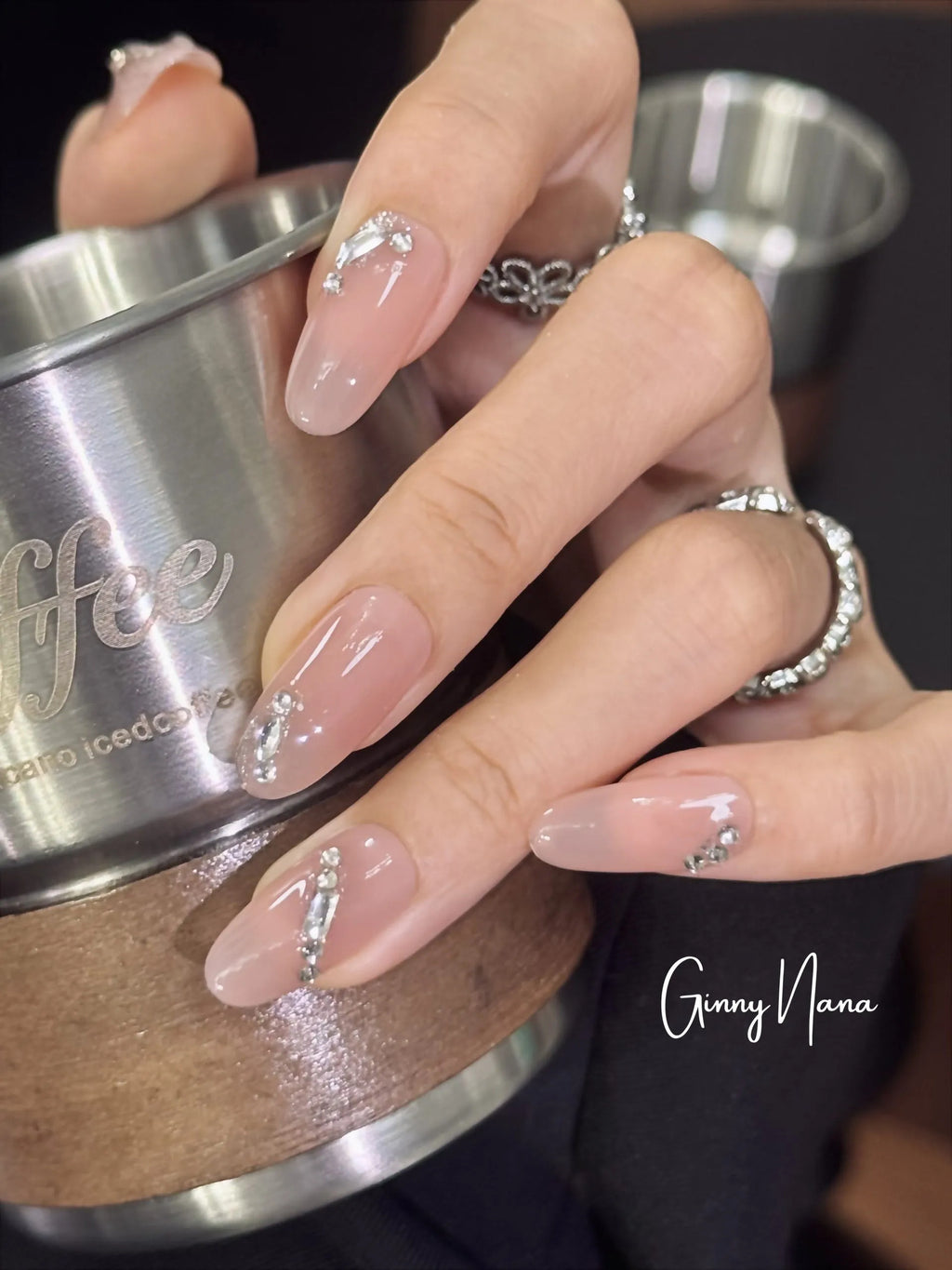 DE8B7100-A318-4373-8C11-24B06FA68B52