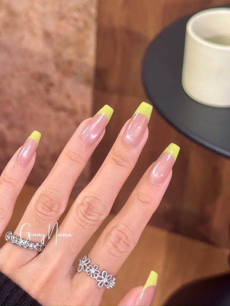 2B4739F7-6FDC-4351-BEE7-8AD6C8D912A5_1_105_c