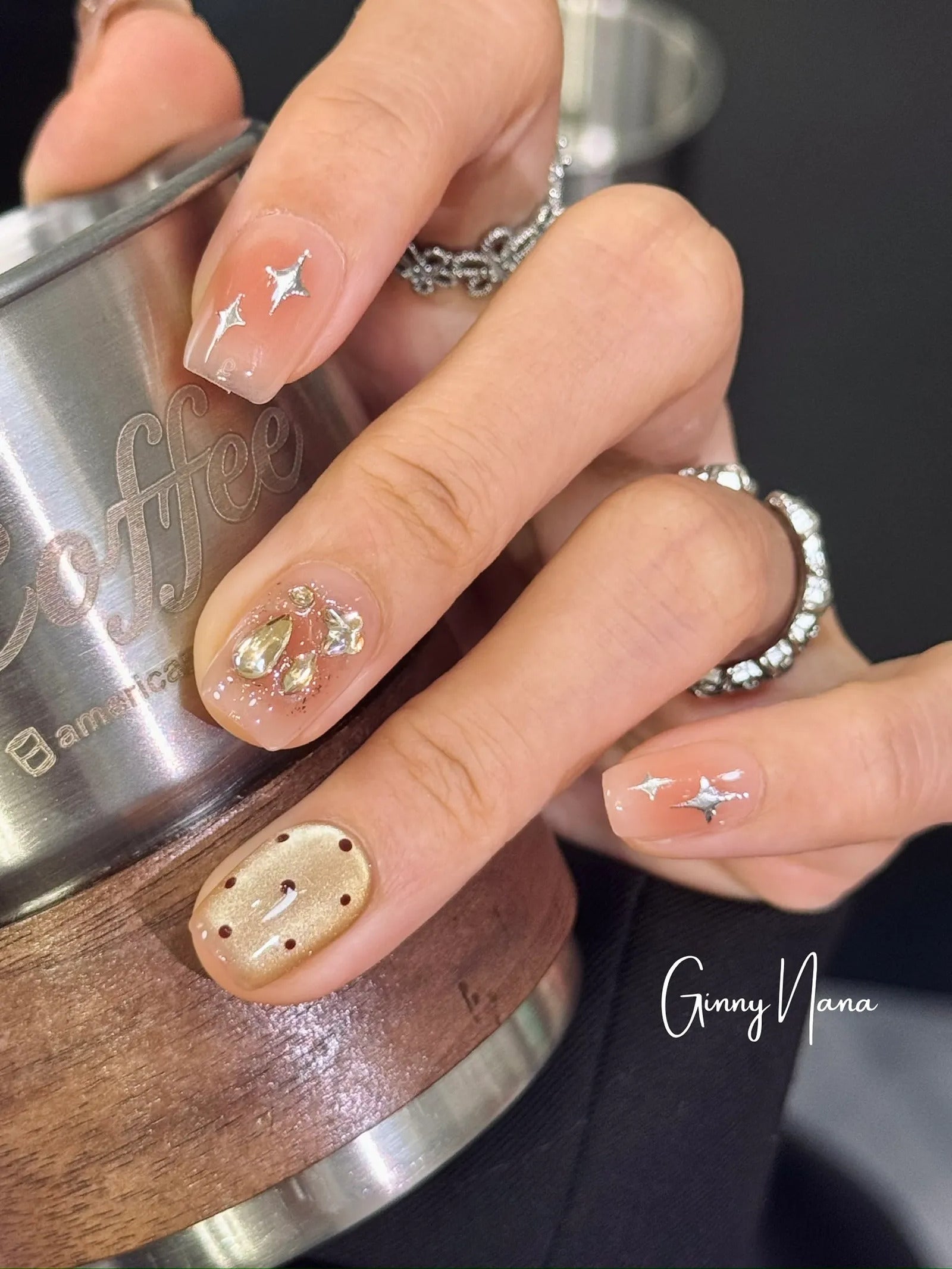 2B40BDD1-E728-4009-ABA6-4E14C582EE66_1_102_o