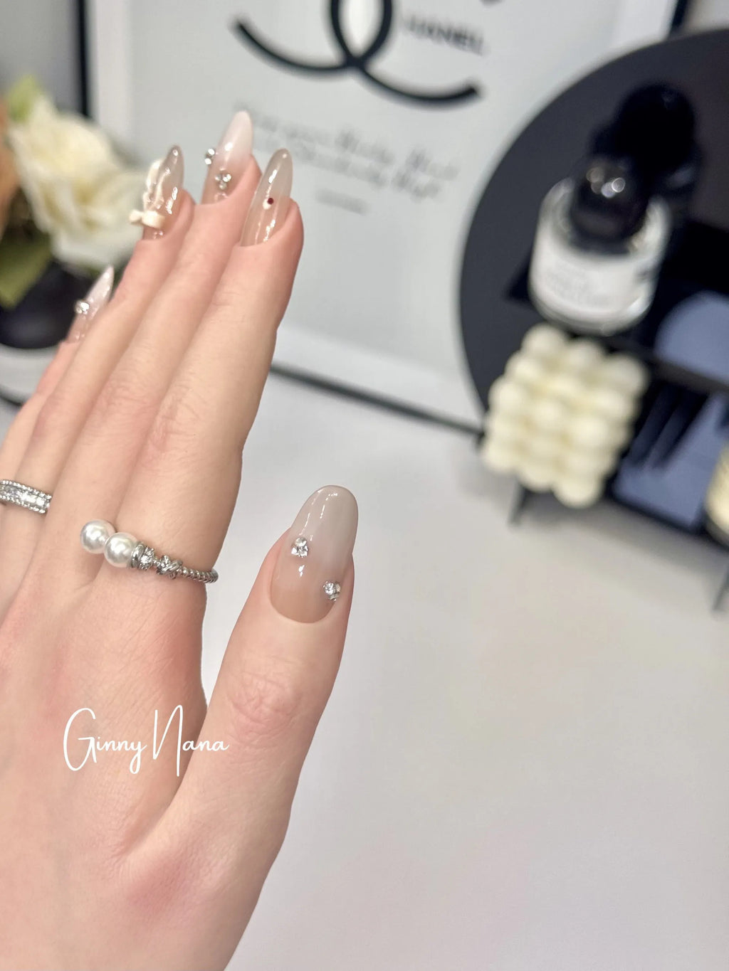 163F81BD-2B44-49CE-AE04-81504C27419F