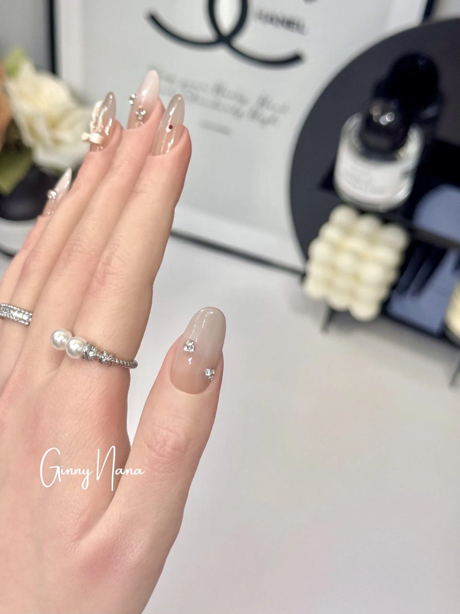 163F81BD-2B44-49CE-AE04-81504C27419F