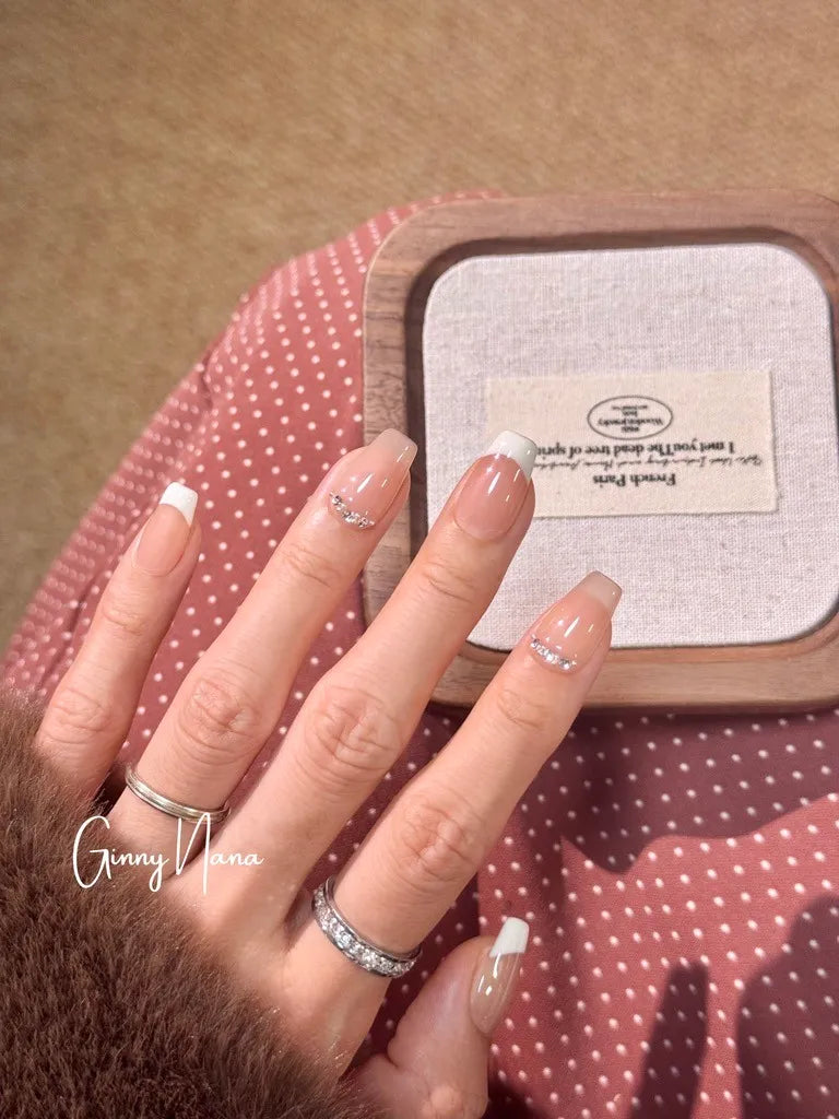 884B0AFB-3ED9-4CC6-ACA3-8310A871797D_1_105_c