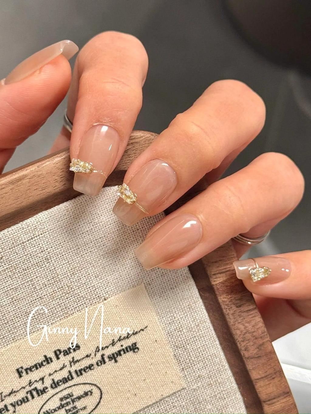 21A465D1-FFDE-417B-8DD5-8EAE2702E38E_1_102_o