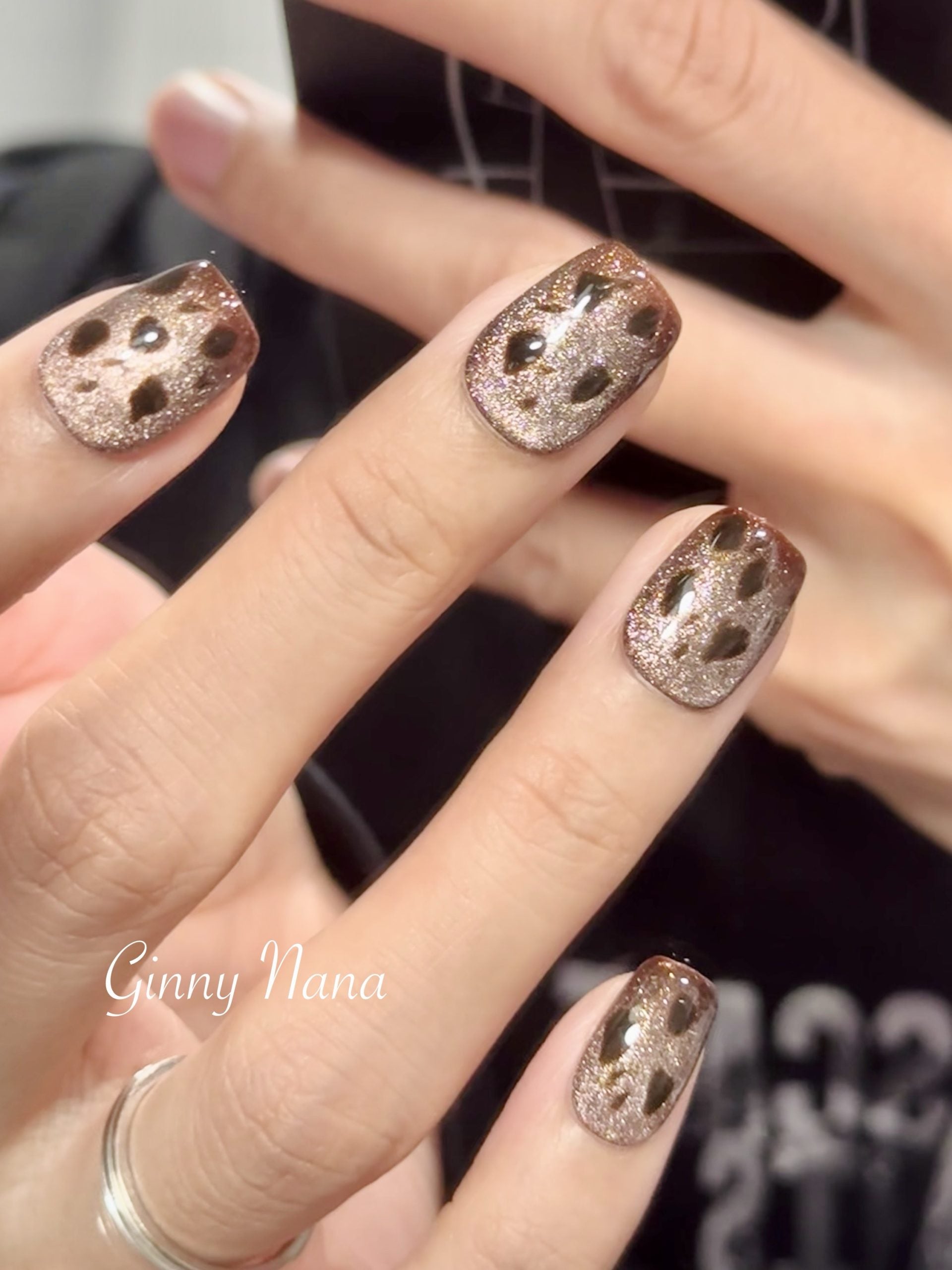 Brown Leopard Cat Eyes